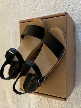 Sandgrens Black Sandals
